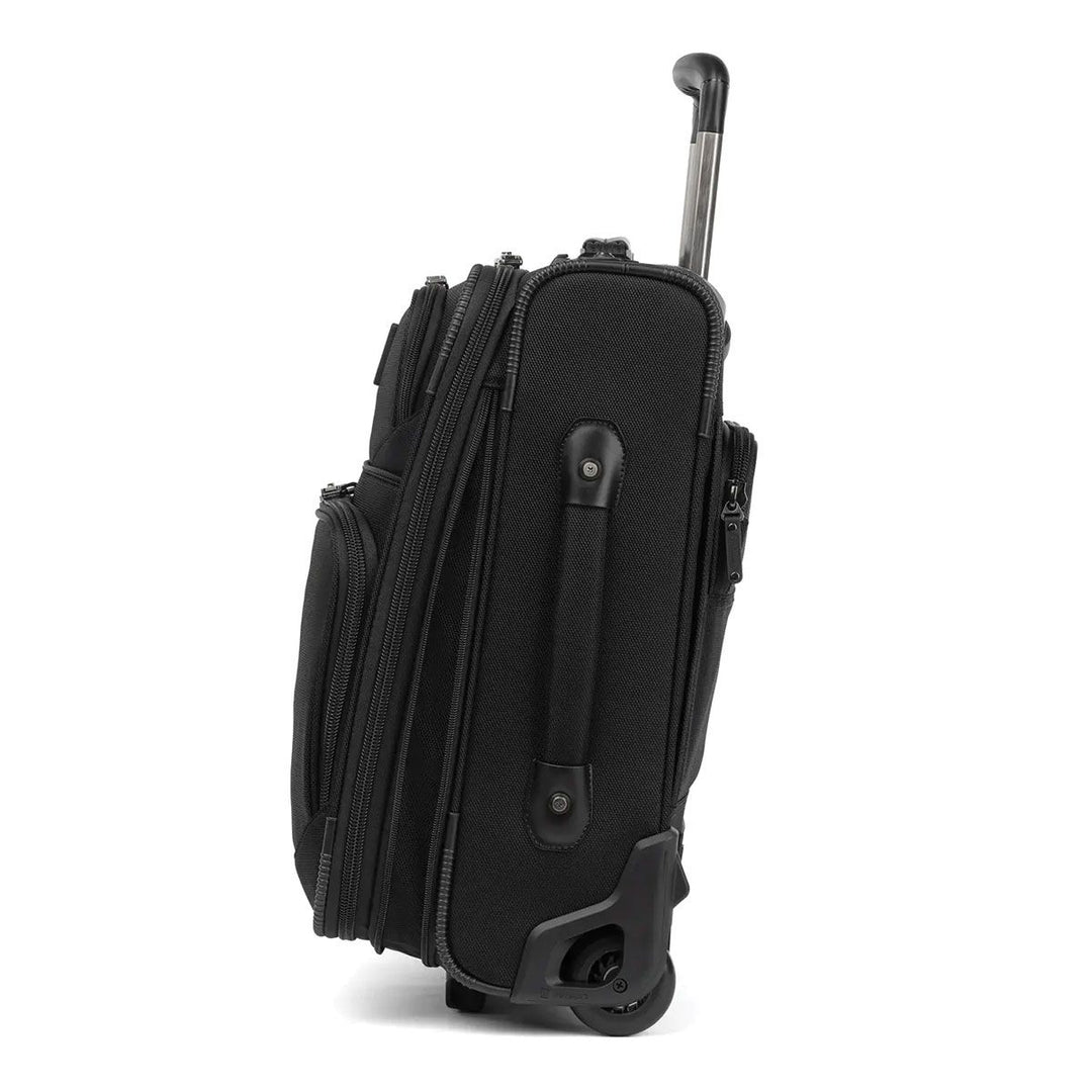 TravelPro FlightCrew 5 Slim Expandable Rollaboard