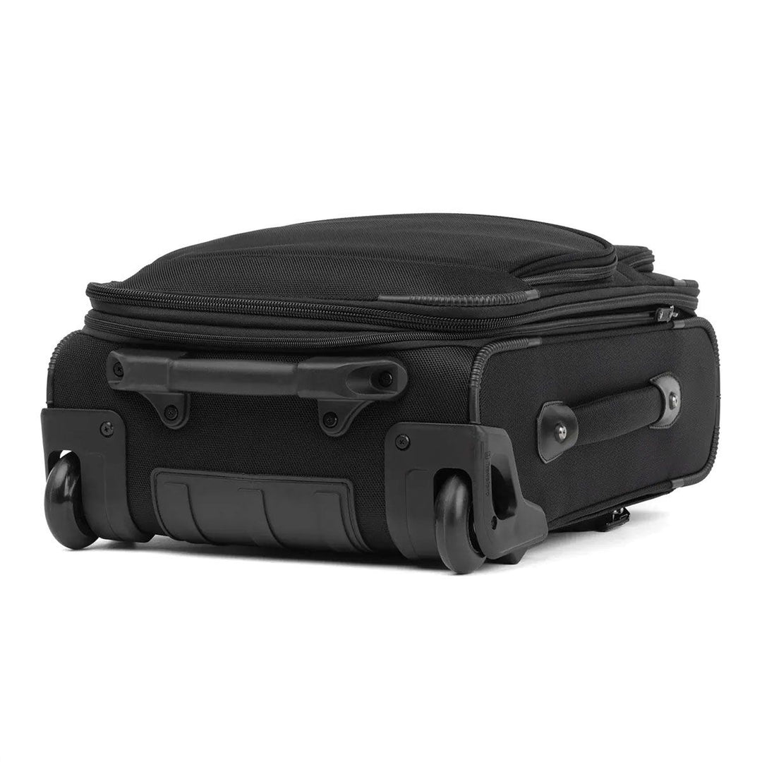 TravelPro FlightCrew 5 Slim Expandable Rollaboard