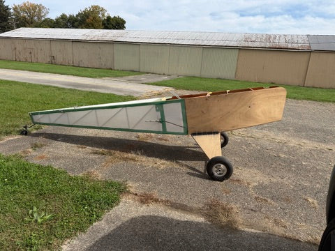 Opposite side view of 1100R Mini-Max project on landing gear