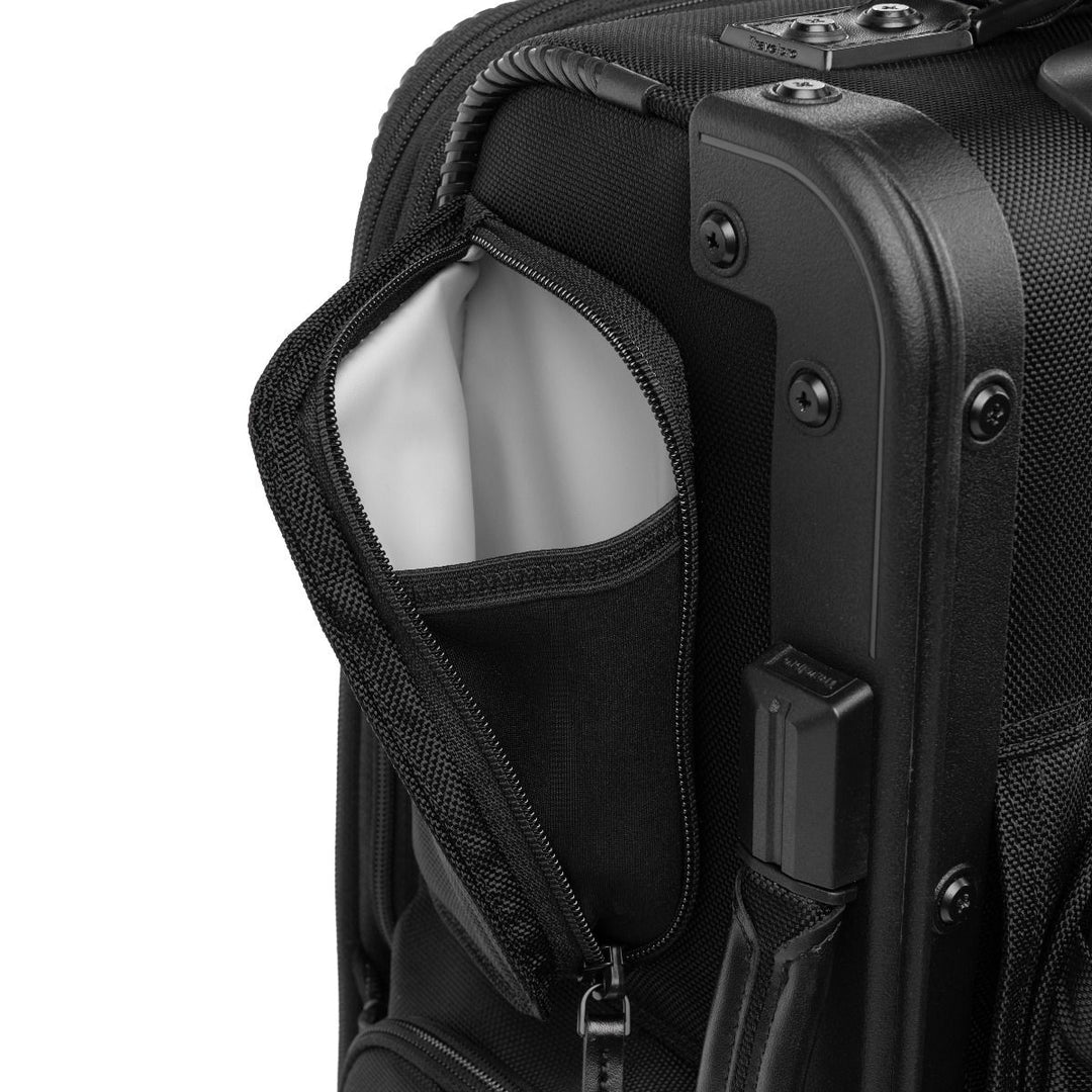 TravelPro Pilot Expandable Carry-On Rollaboard