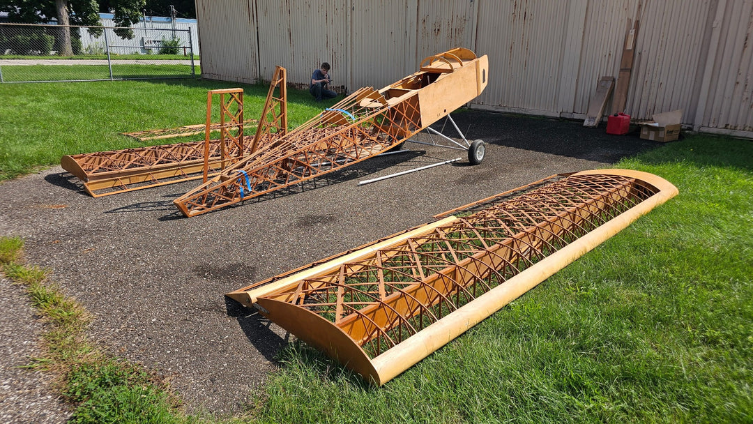 Fisher 303 project showing wing and fuselage construction